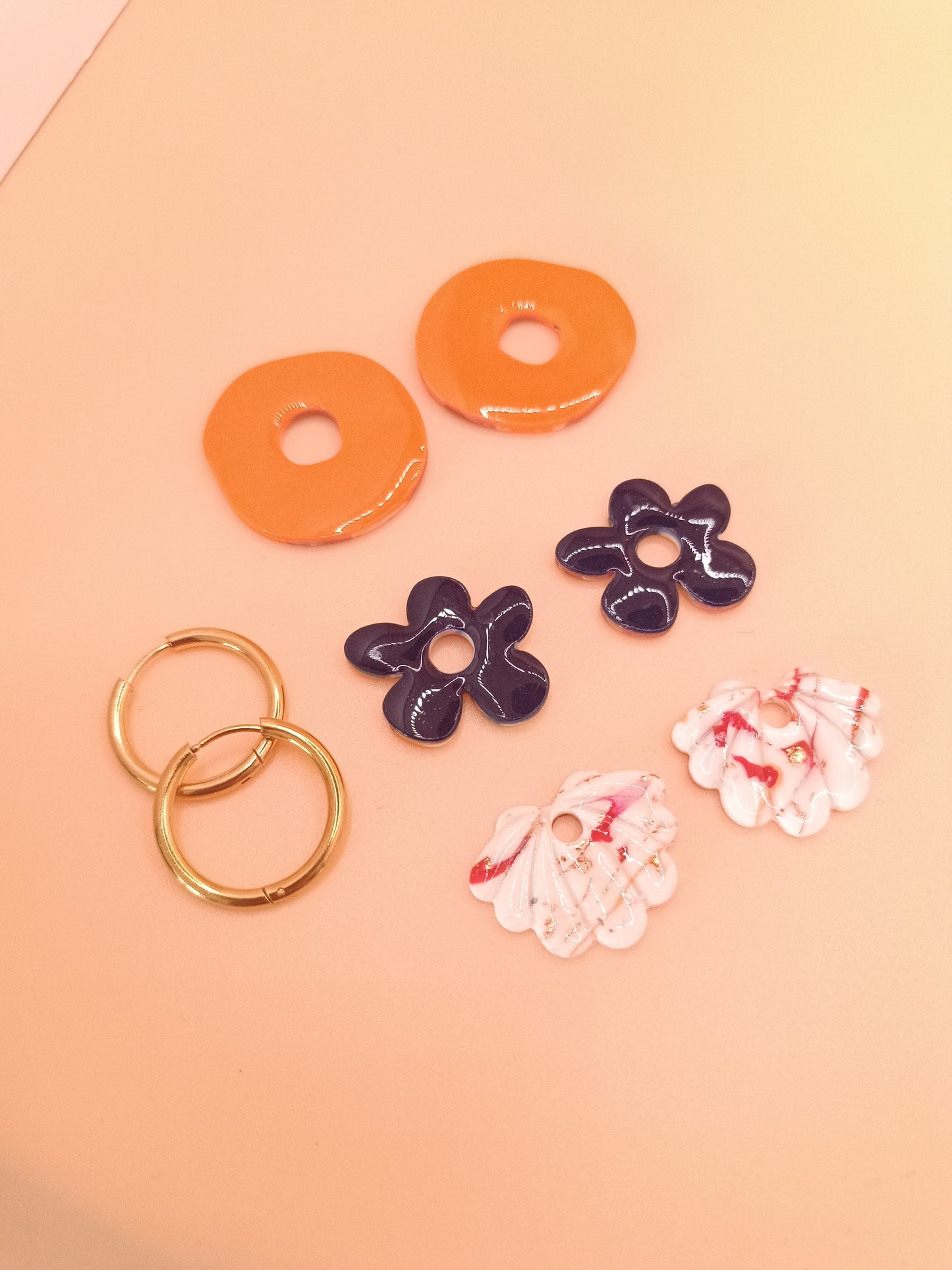 Lot de 3 interchangeables + créoles + macaron