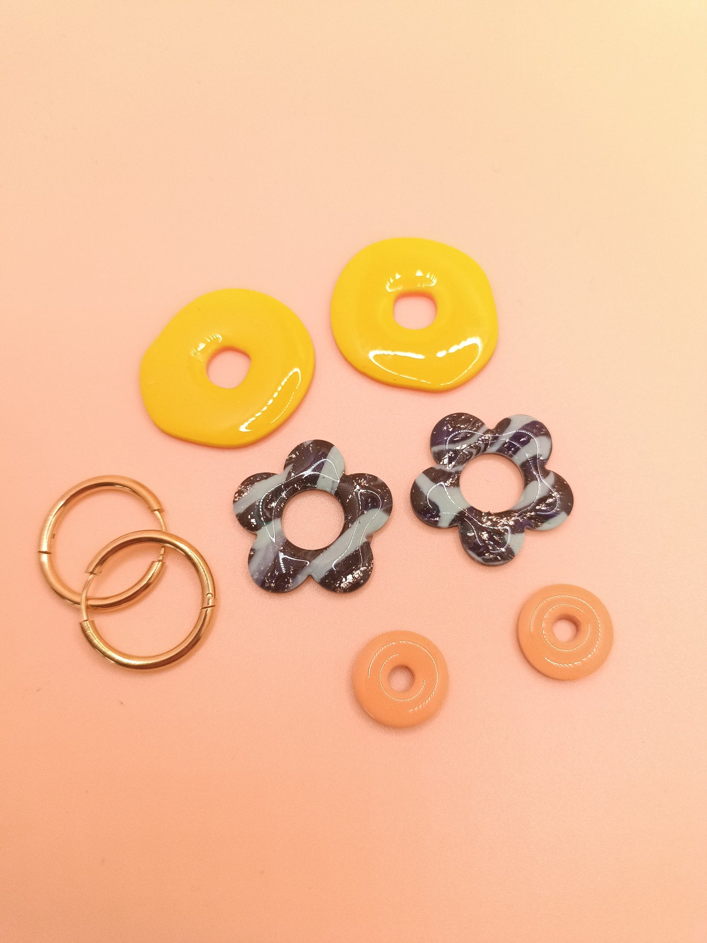 Lot de 3 interchangeables + créoles + macaron