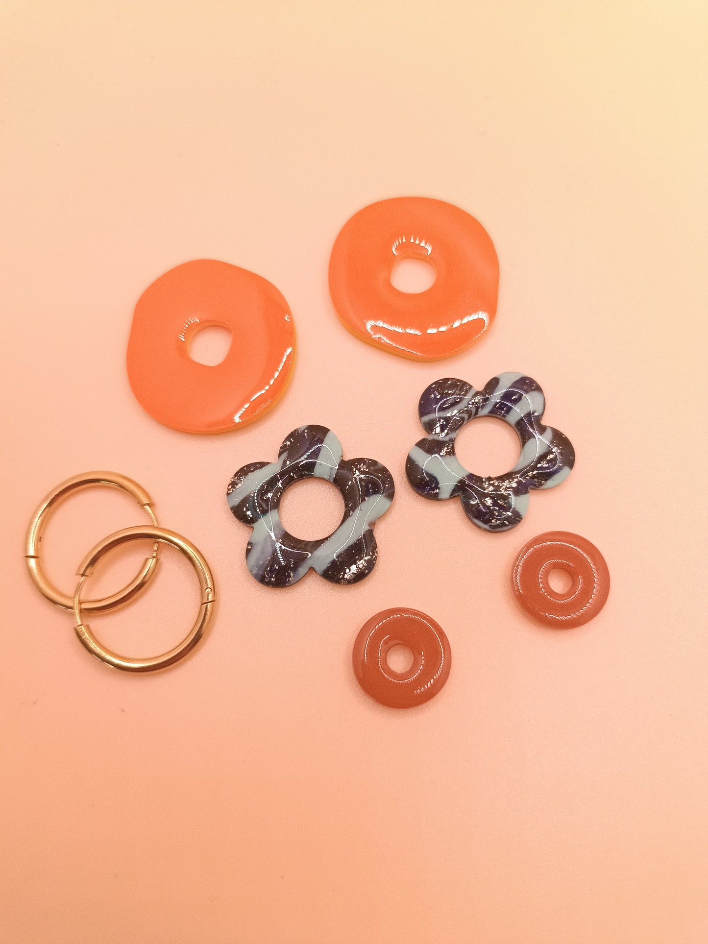 Lot de 3 interchangeables + créoles + macaron