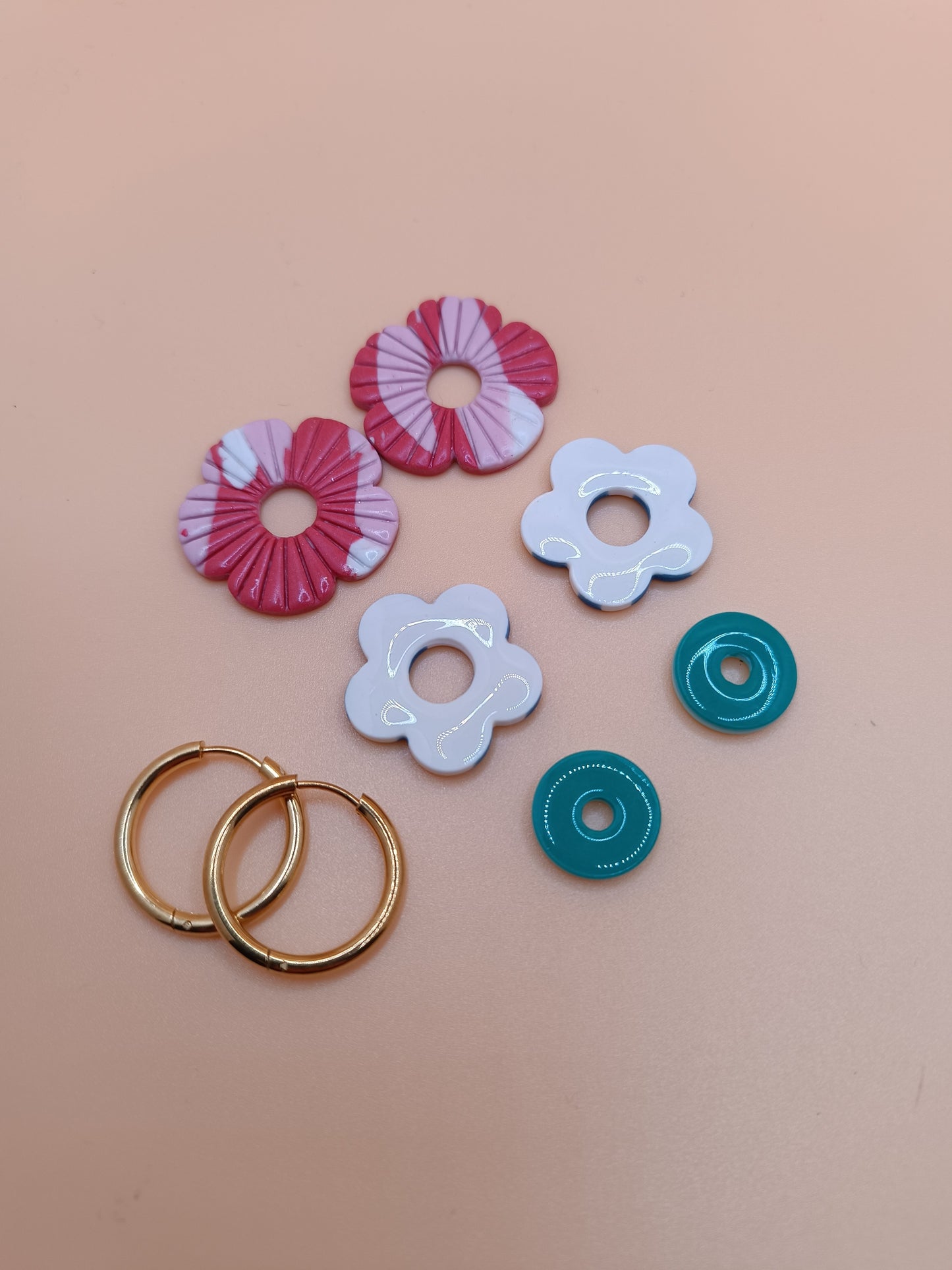 Lot de 3 interchangeables + créoles + macaron