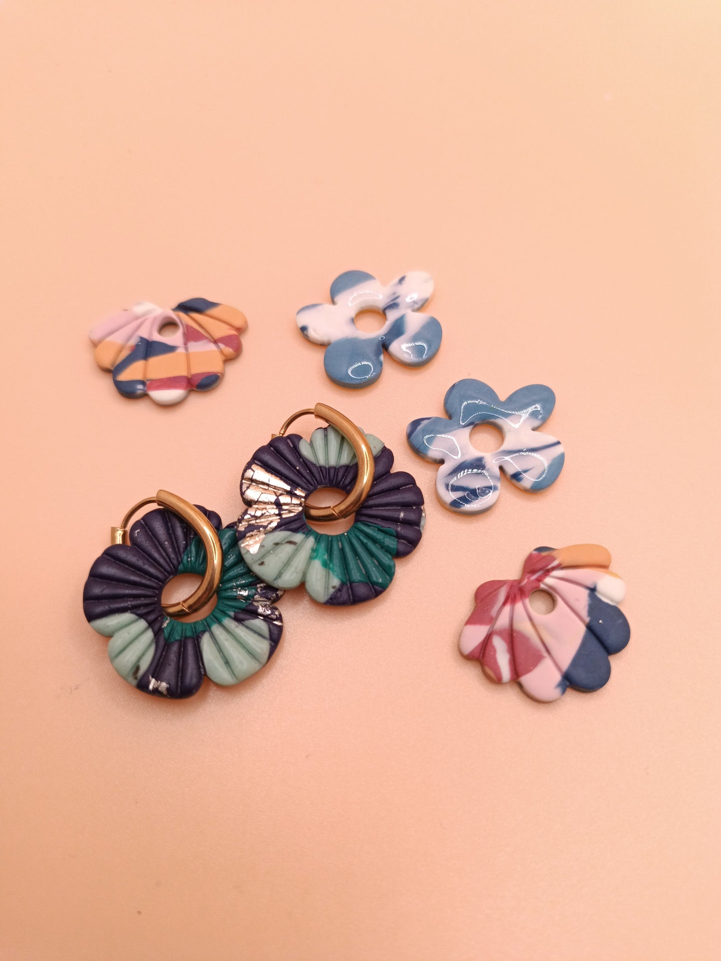 Lot de 3 interchangeables + créoles + macaron