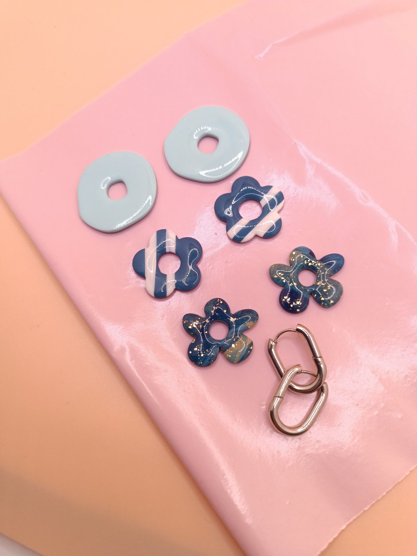 Lot de 3 interchangeables + créoles + macaron