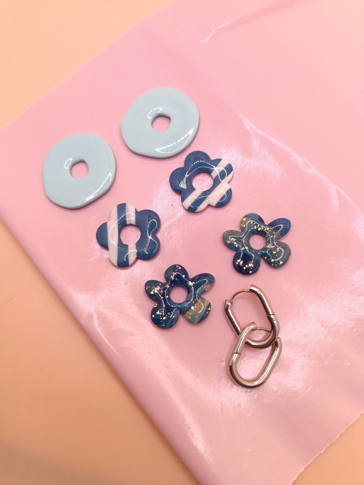 Lot de 3 interchangeables + créoles + macaron