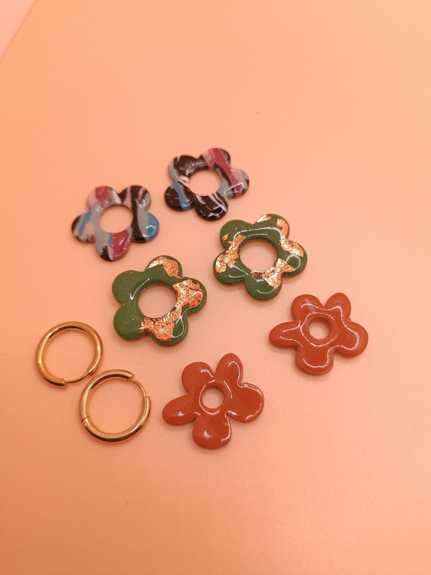 Lot de 3 interchangeables + créoles + macaron